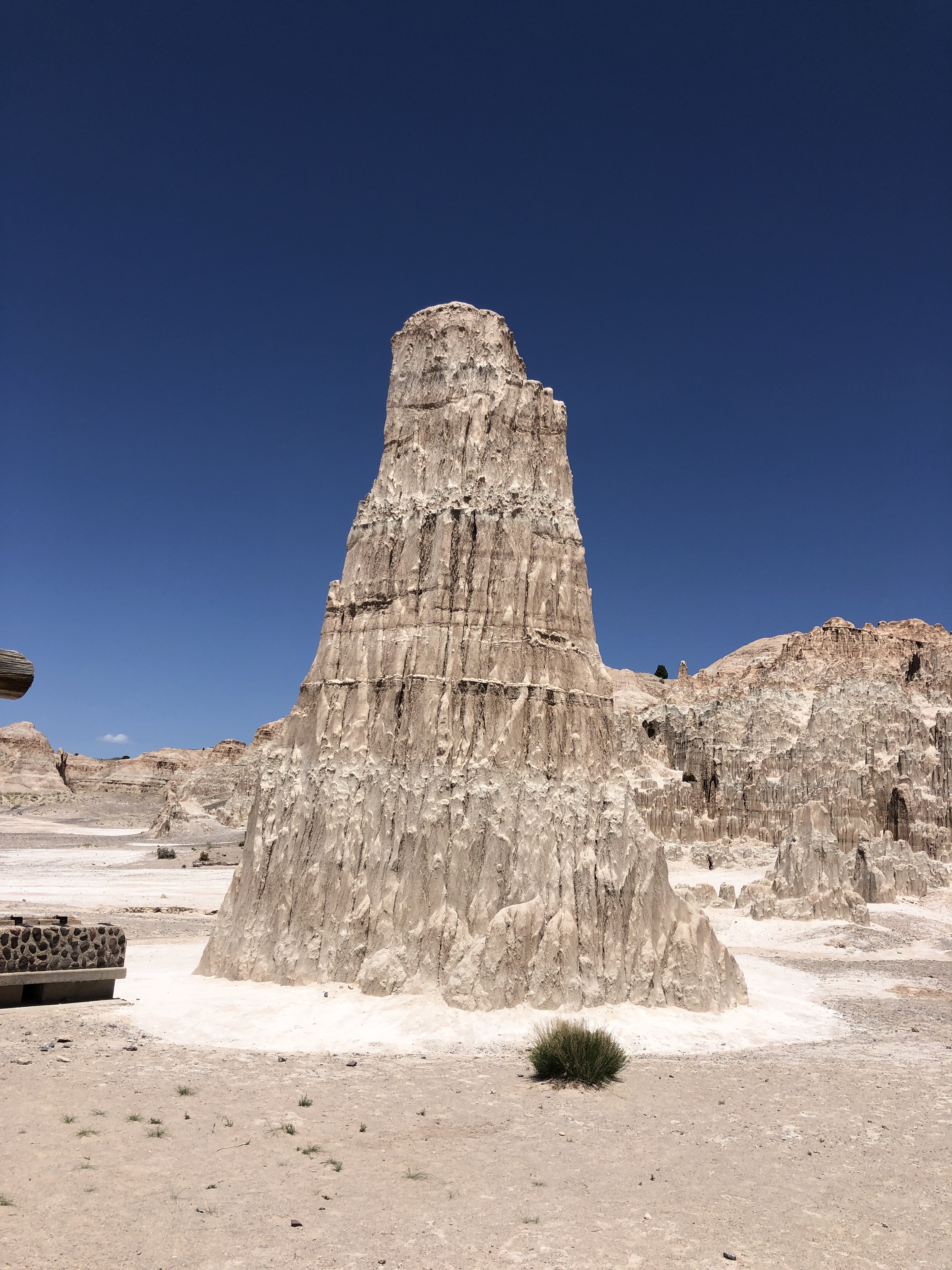 15B5ECB5-8585-45A3-BA70-43736B7DCD00