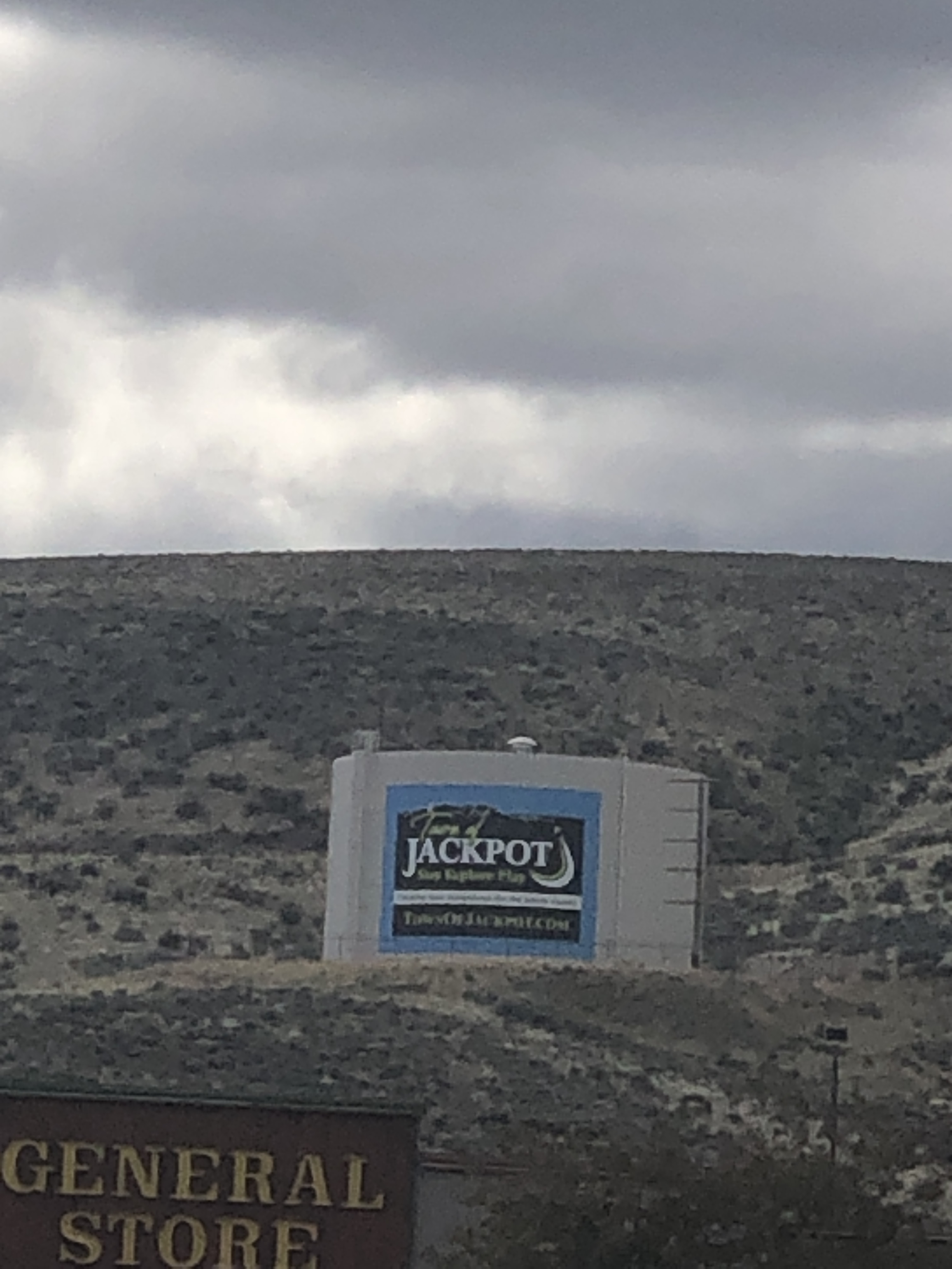 43DA5B5B-1418-4A74-A7F4-9982BE0D5B38