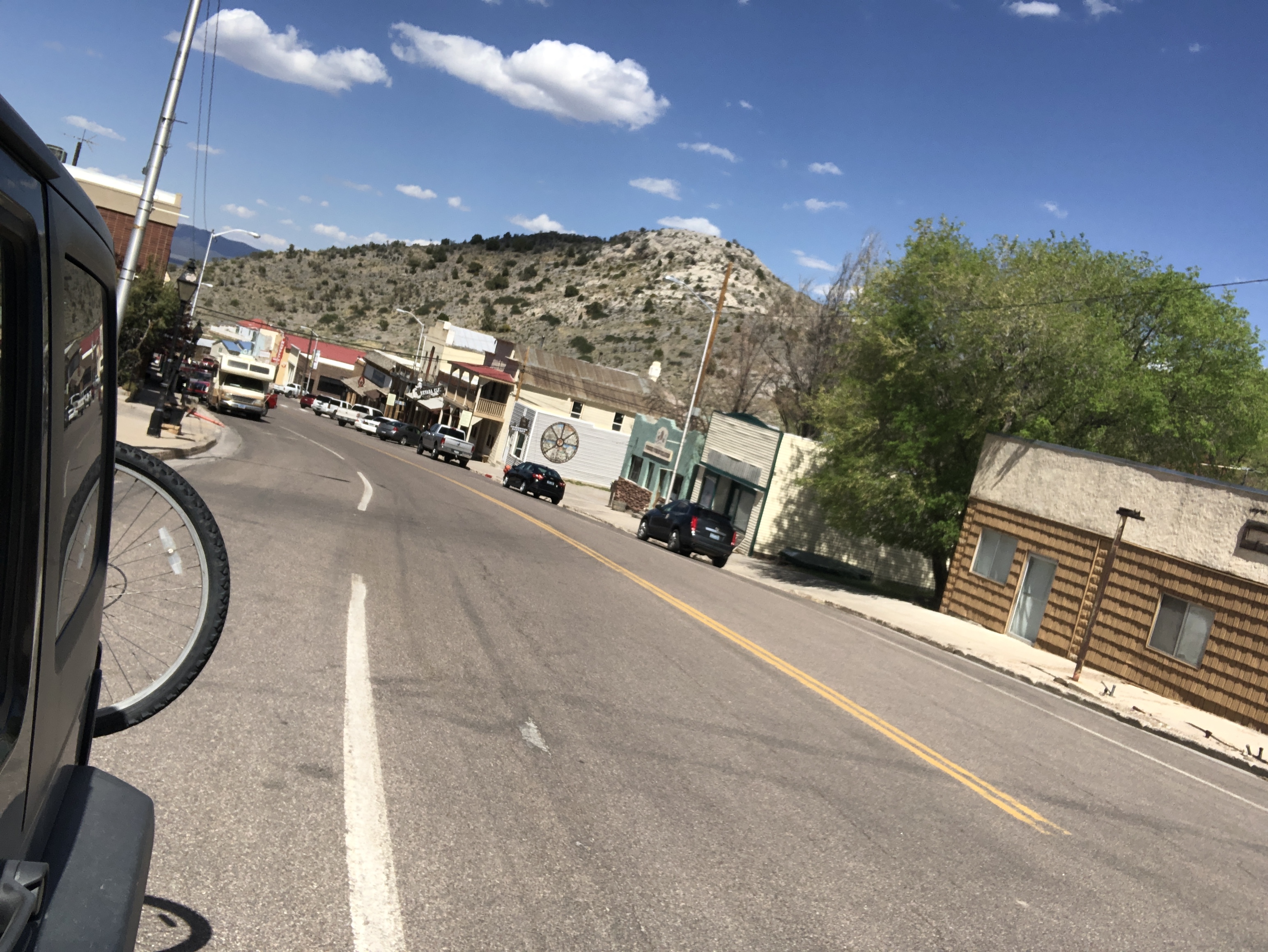 9B4A28B1-9DE9-4485-964F-2CFD1B533417