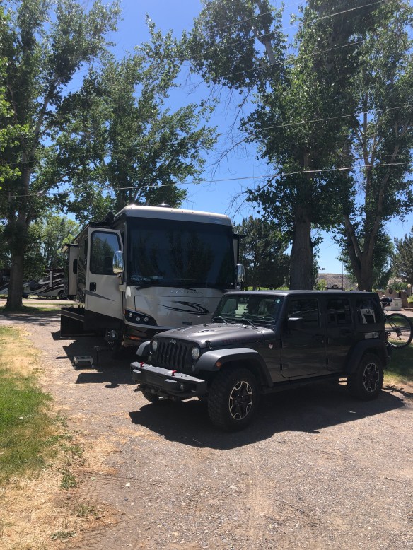 0D0B8092-0658-43E9-9DBB-1F362F619BD8