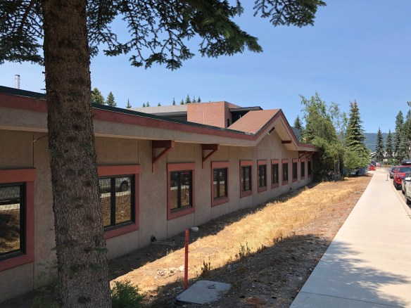 B3F9DEE4-89BB-490D-B3E6-F6A8DCA64D07