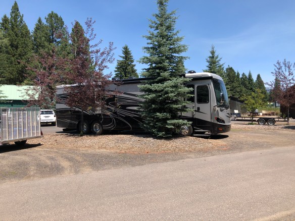 B5B87444-C5C1-413F-BBFC-92706975876C