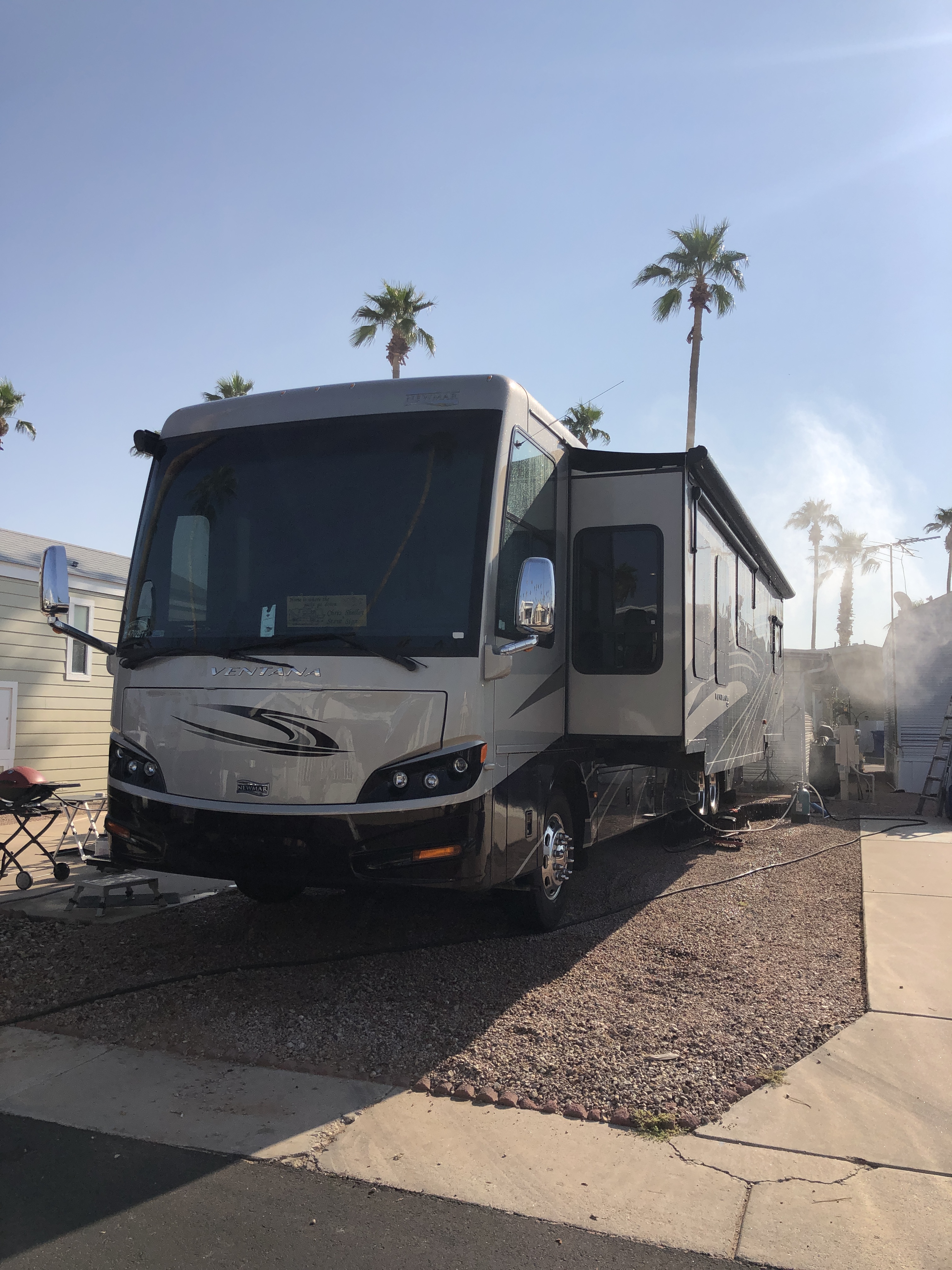 4006F762-63BD-41A1-B270-42C961DA3E0A