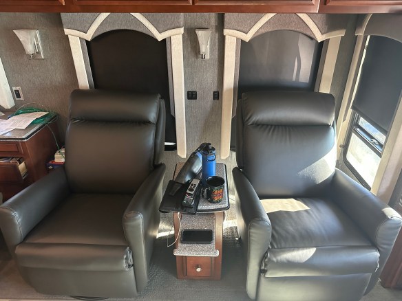 5F8EF695-C797-47D6-8A57-14CB296B0D9B