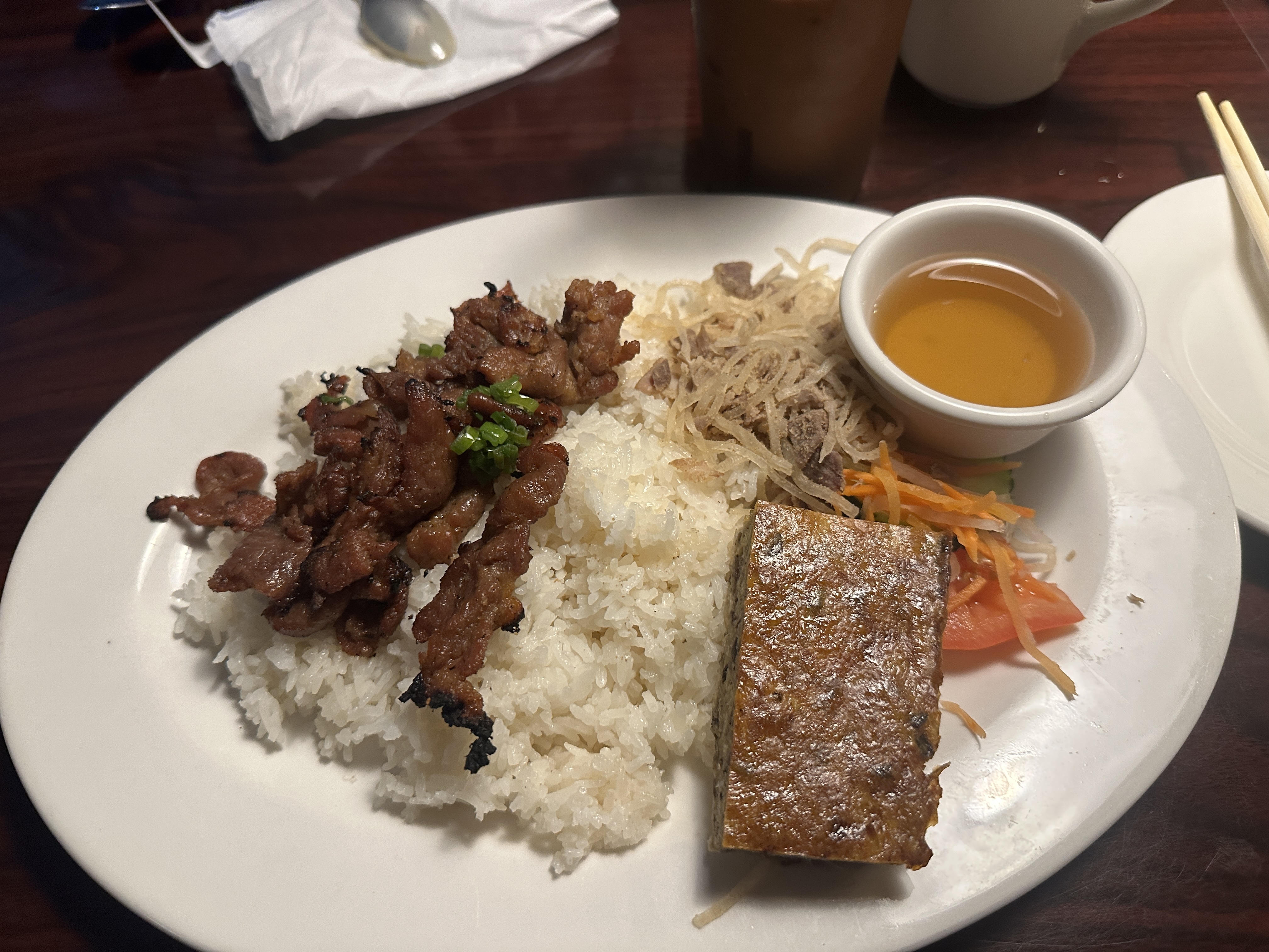 92033BD5-9CD3-45F4-B9C6-0A424D3068F1_1_201_a