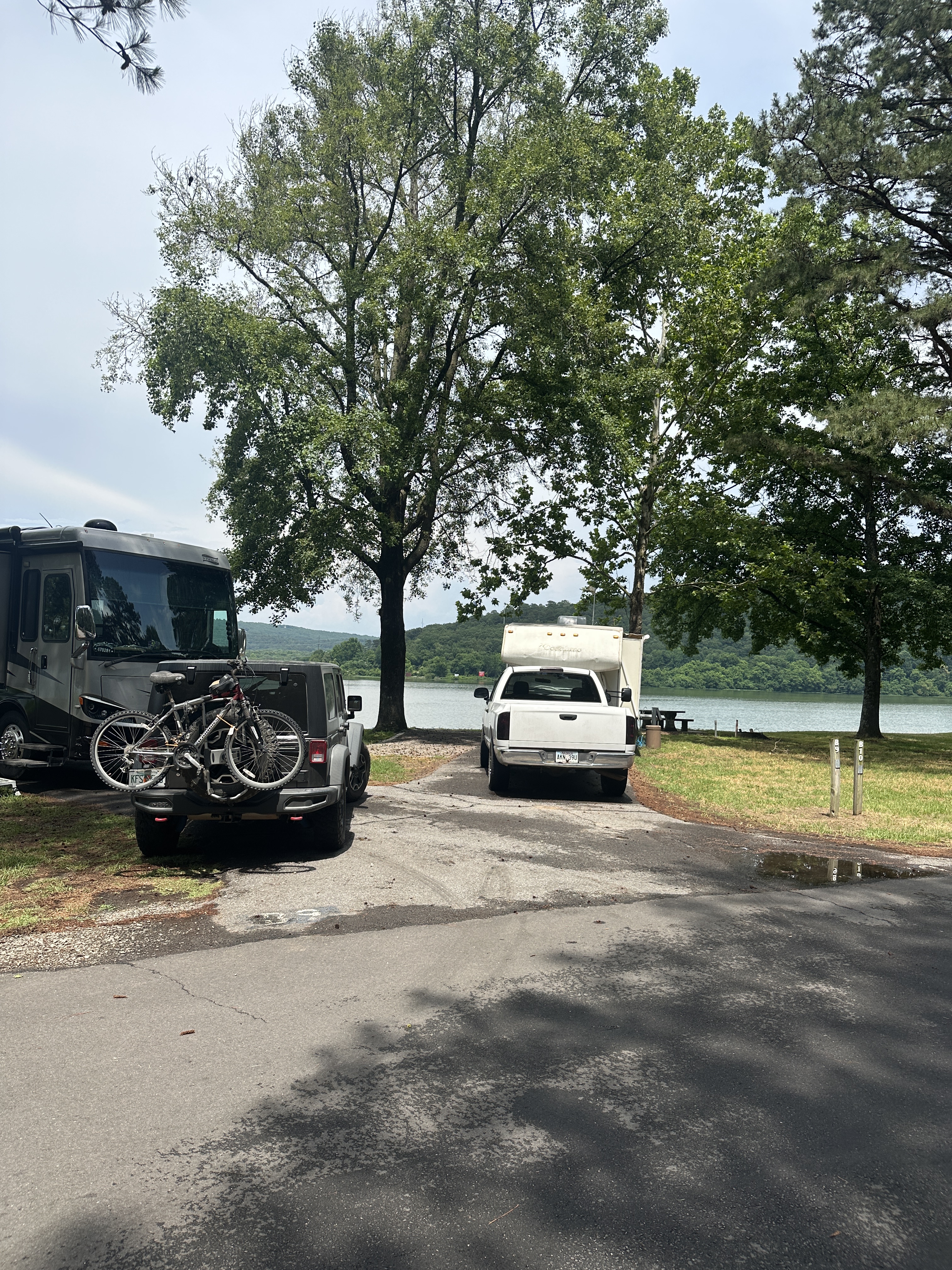 B14BC589-2D9C-44AC-8405-713FD02FB0C4