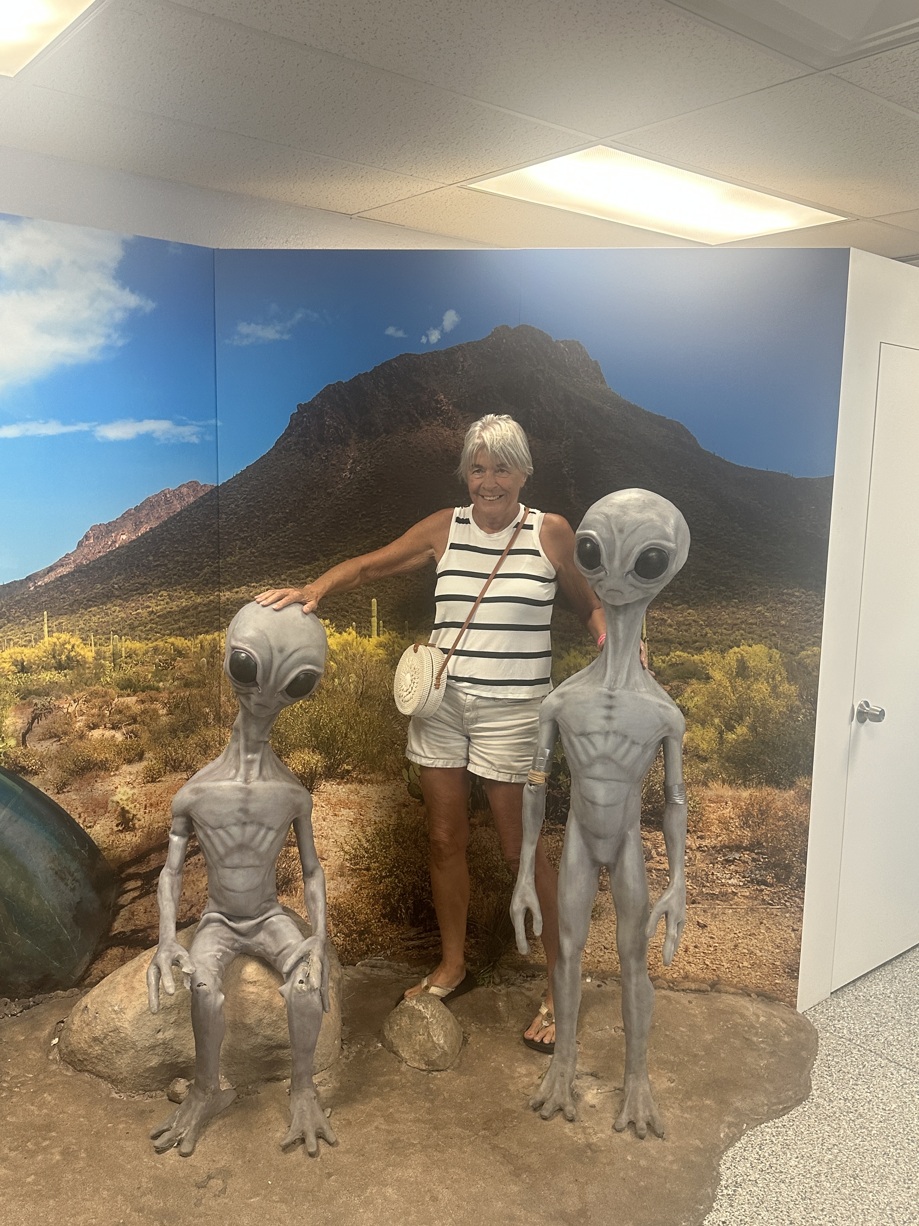 B9153032-E980-4570-9A05-99A6D248D307