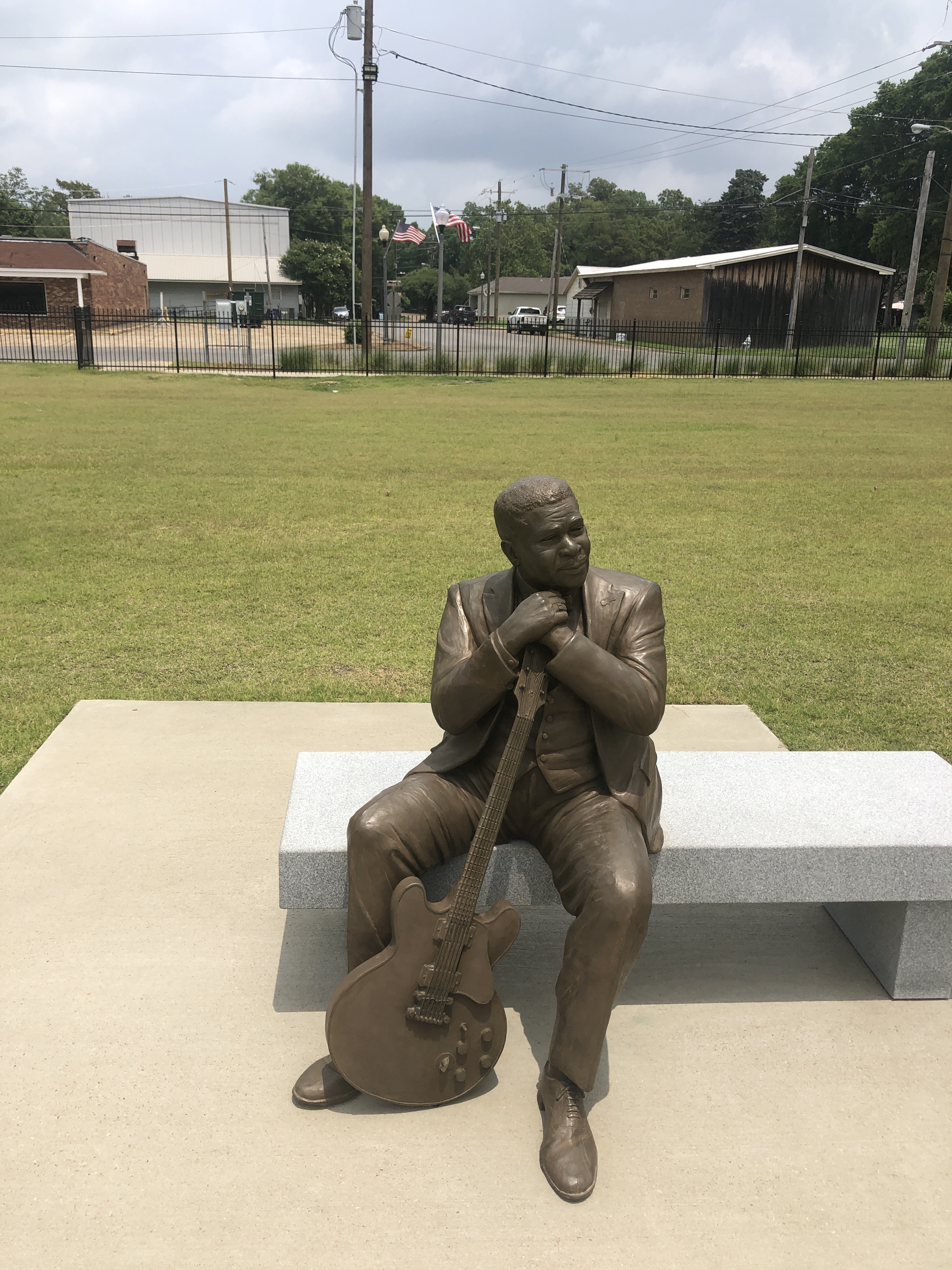 FC68F2EA-68A7-4791-B2C5-372DD84C36FA