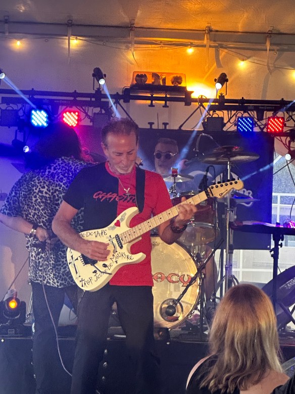 25FD8493-C50C-49B2-B318-AC6B62D6F44B