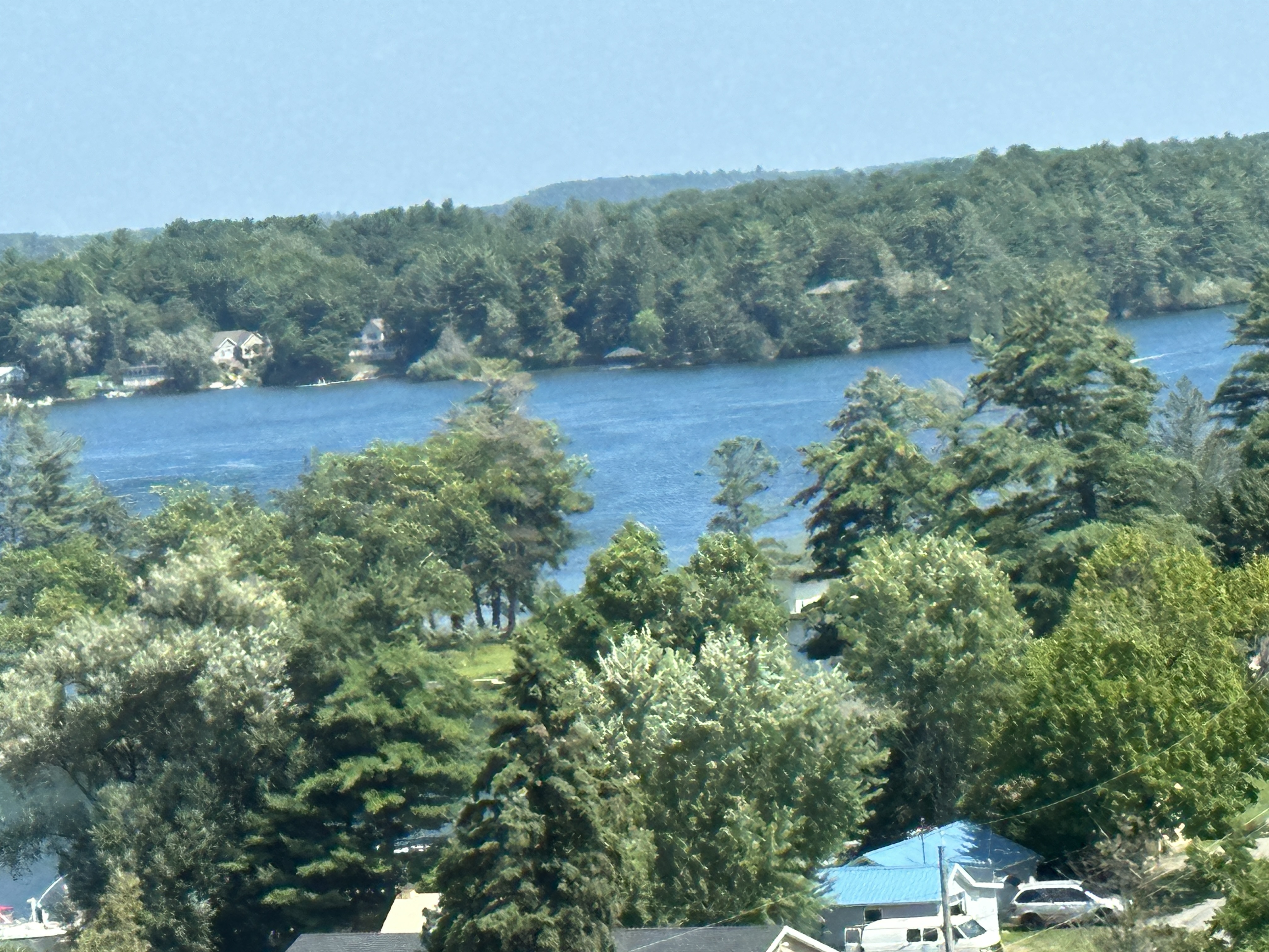 03B56EDB-195B-406D-AD51-204BB6743A63