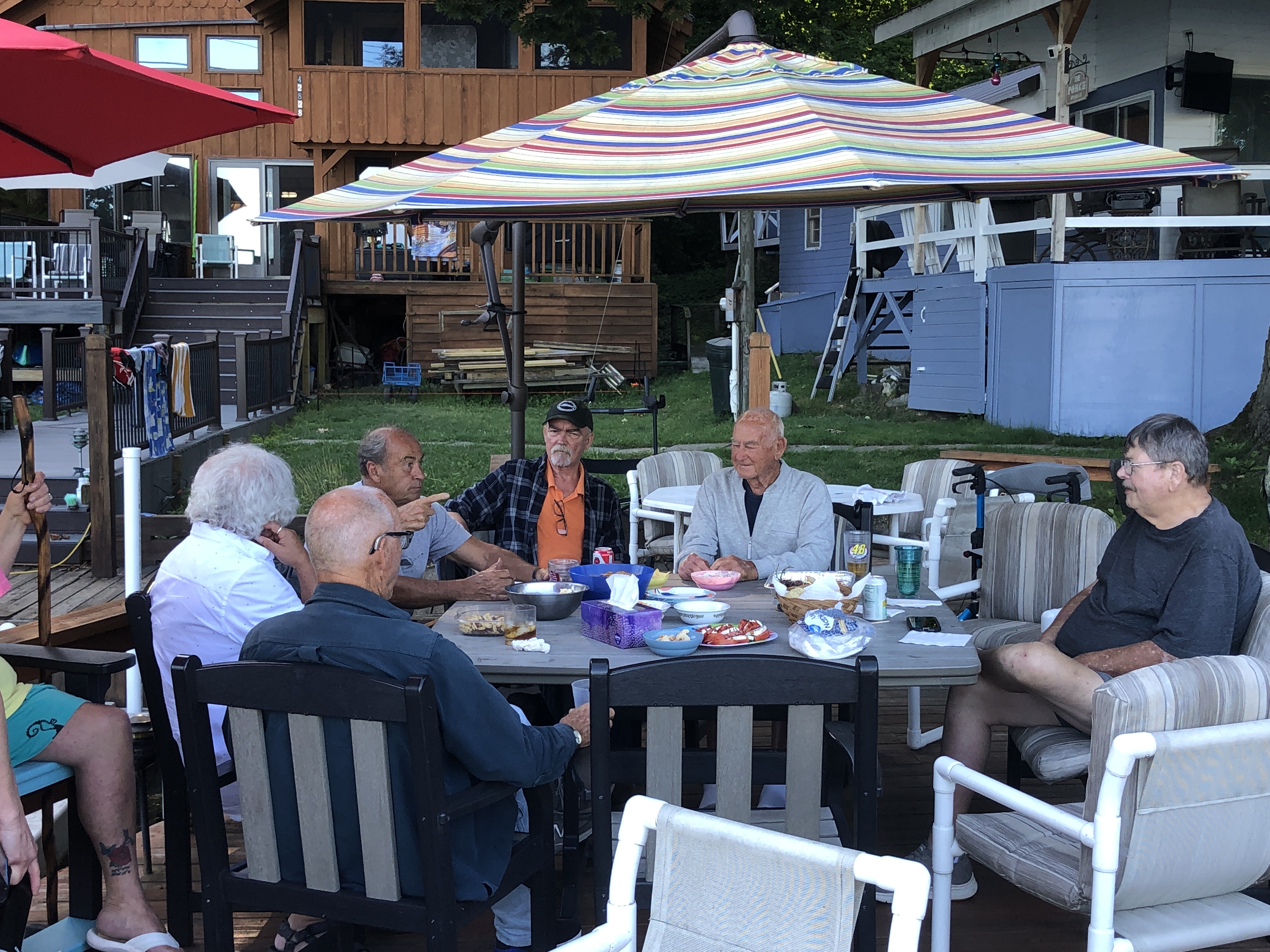 77BA8BED-5BD1-428B-B33F-5E2FCAAED638