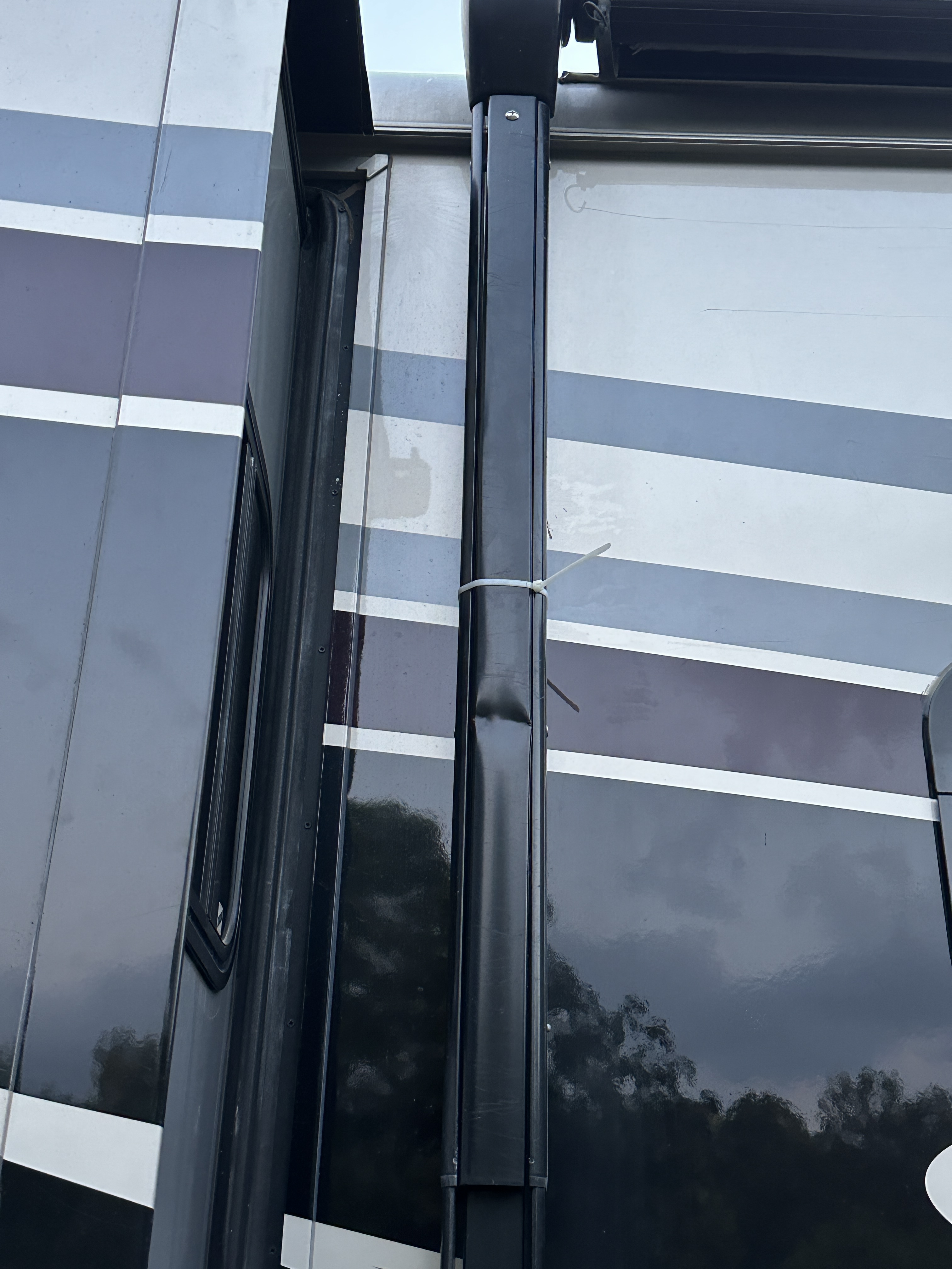 EA7BD9EE-974E-41AD-B960-84748FC527C0